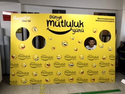 ozel-kesim-ayakli-foreks-pano