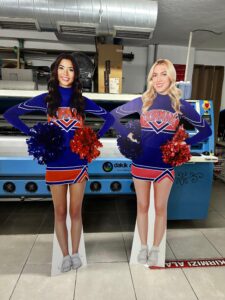 ayakli-ponpon-kiz-maketleri