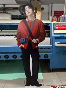 bts-min-yoon-gi-cutout-cardboard-plastic